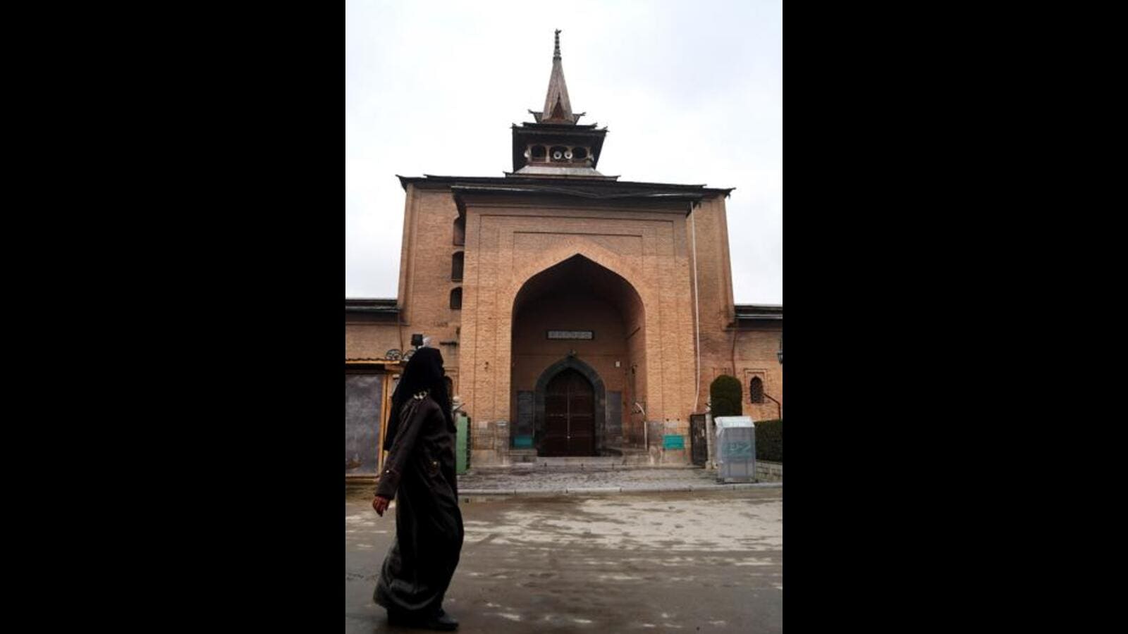 After 30 weeks, Kashmir’s Jamia Masjid likely to reopen for Friday prayers