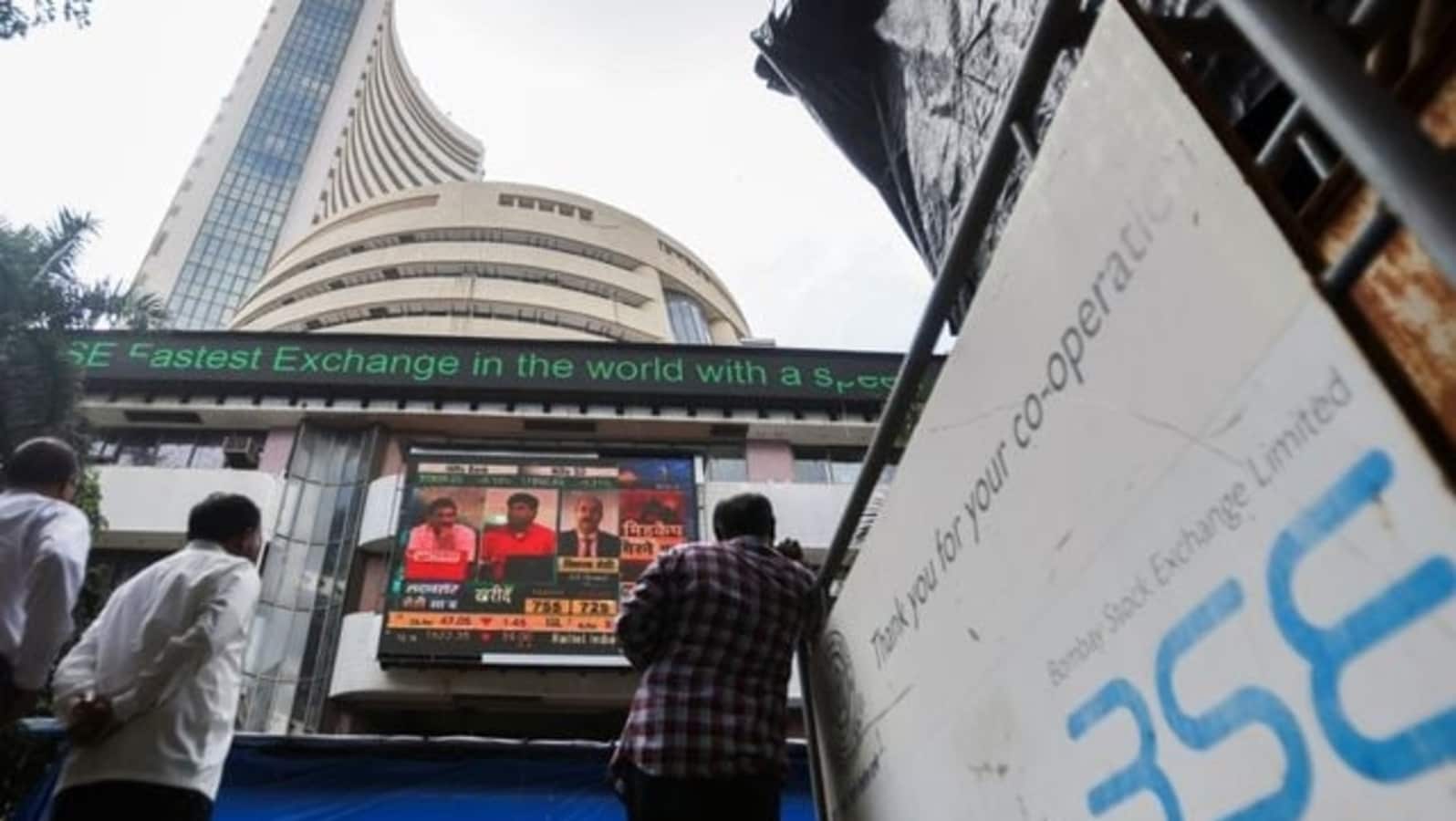 Equity markets spooked amid Russia-Ukraine crisis, Sensex down by 1,432 points