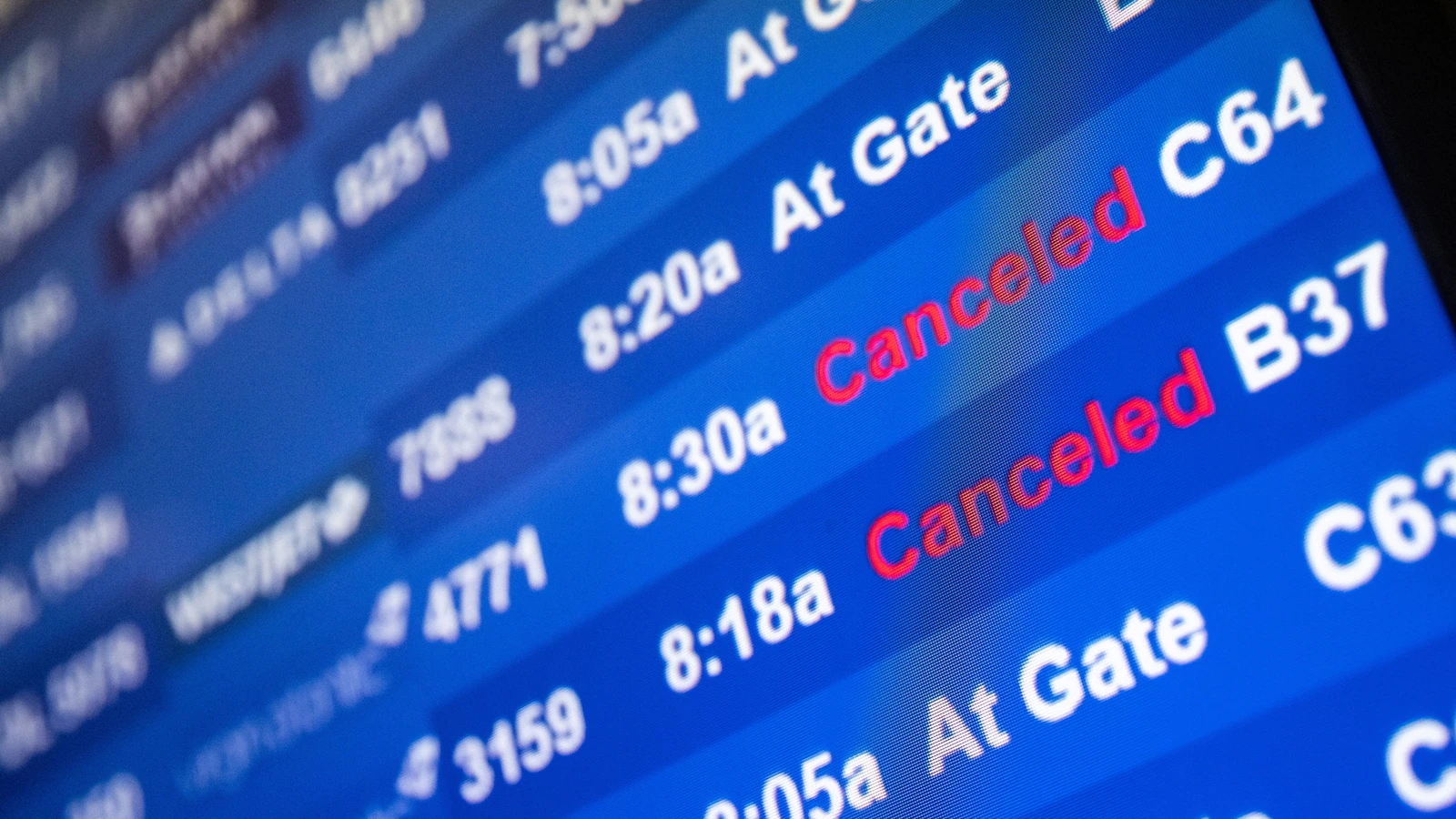 Flights cancelled as Texas, Oklahoma, Missouri, Arkansas brace for ice storm