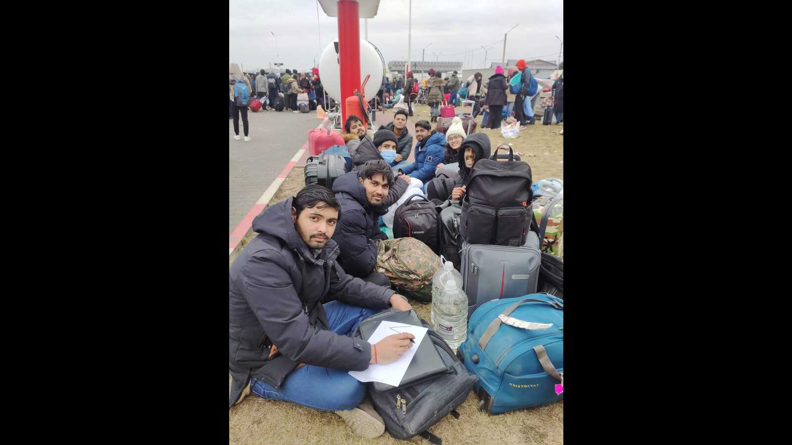 Ukraine crisis: Indian students braving sub-zero temp to cross Romania border