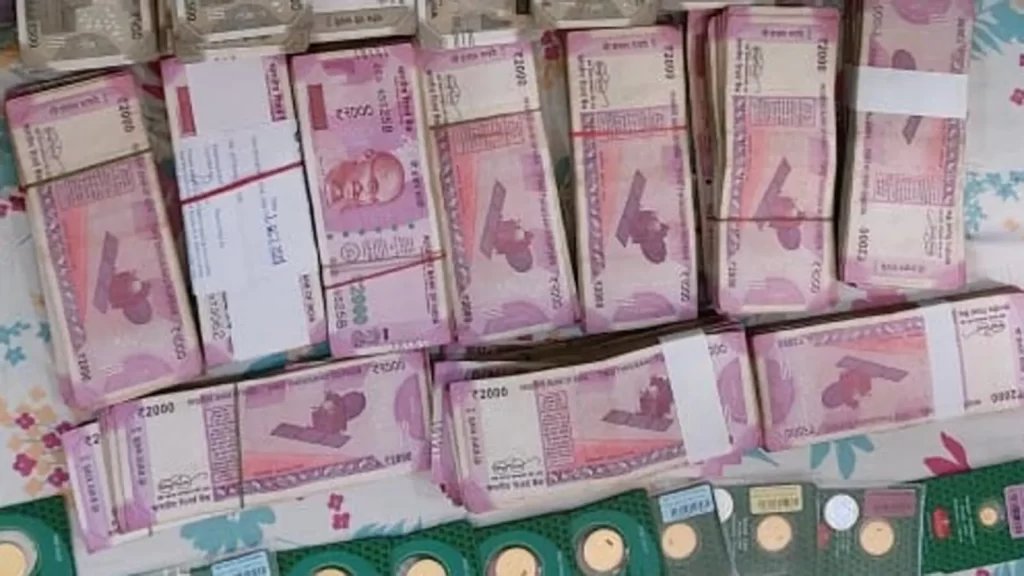 ₹1.39cr cash, 1.2kg gold seized from official posted in backward district