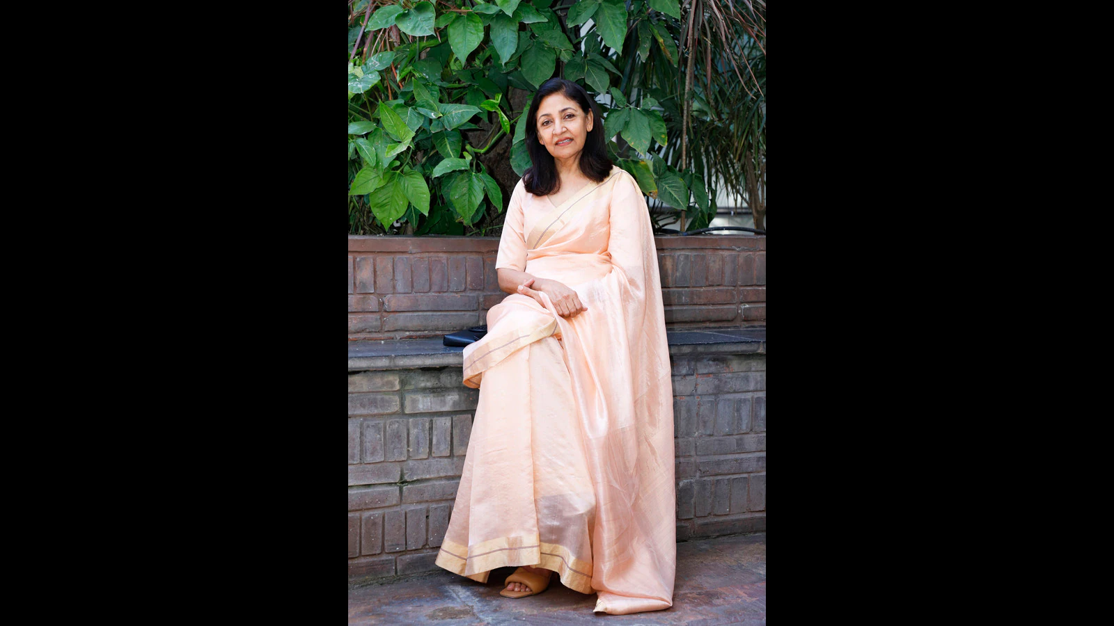 Deepti Naval says writing and painting represent her in real life