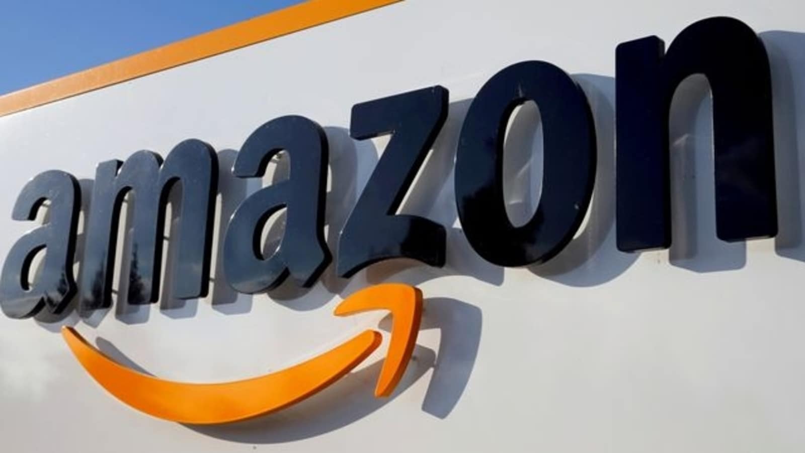 Amazon slams Reliance takeover of Future stores as ‘fraud’ in newspaper ads