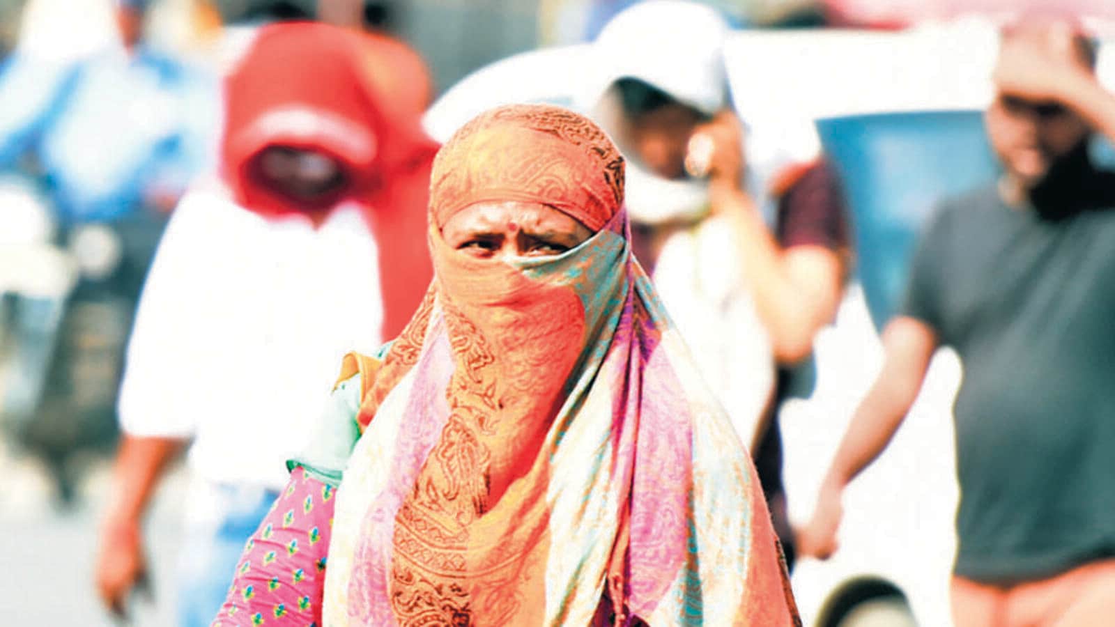At 37.1 degrees Celsius, Mumbai records highest max temp in state