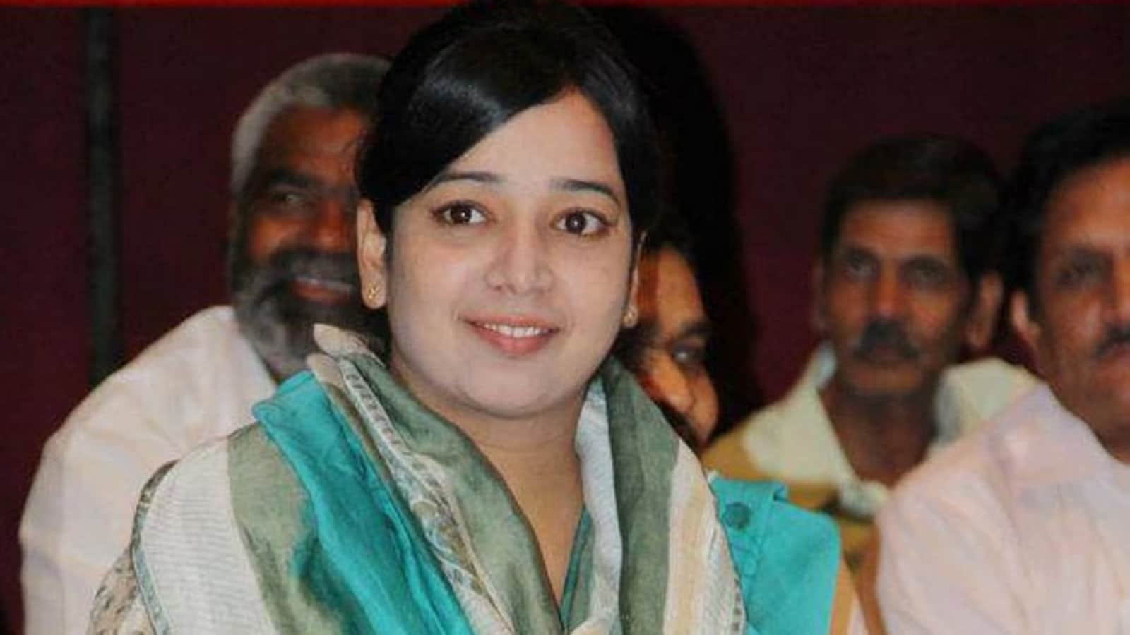 Delhi riots: Former Congress councillor Ishrat Jahan granted bail