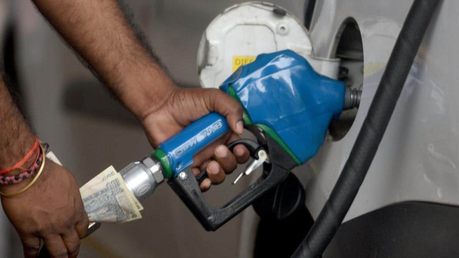 Govt plans strategy to shield consumers from fuel price hike