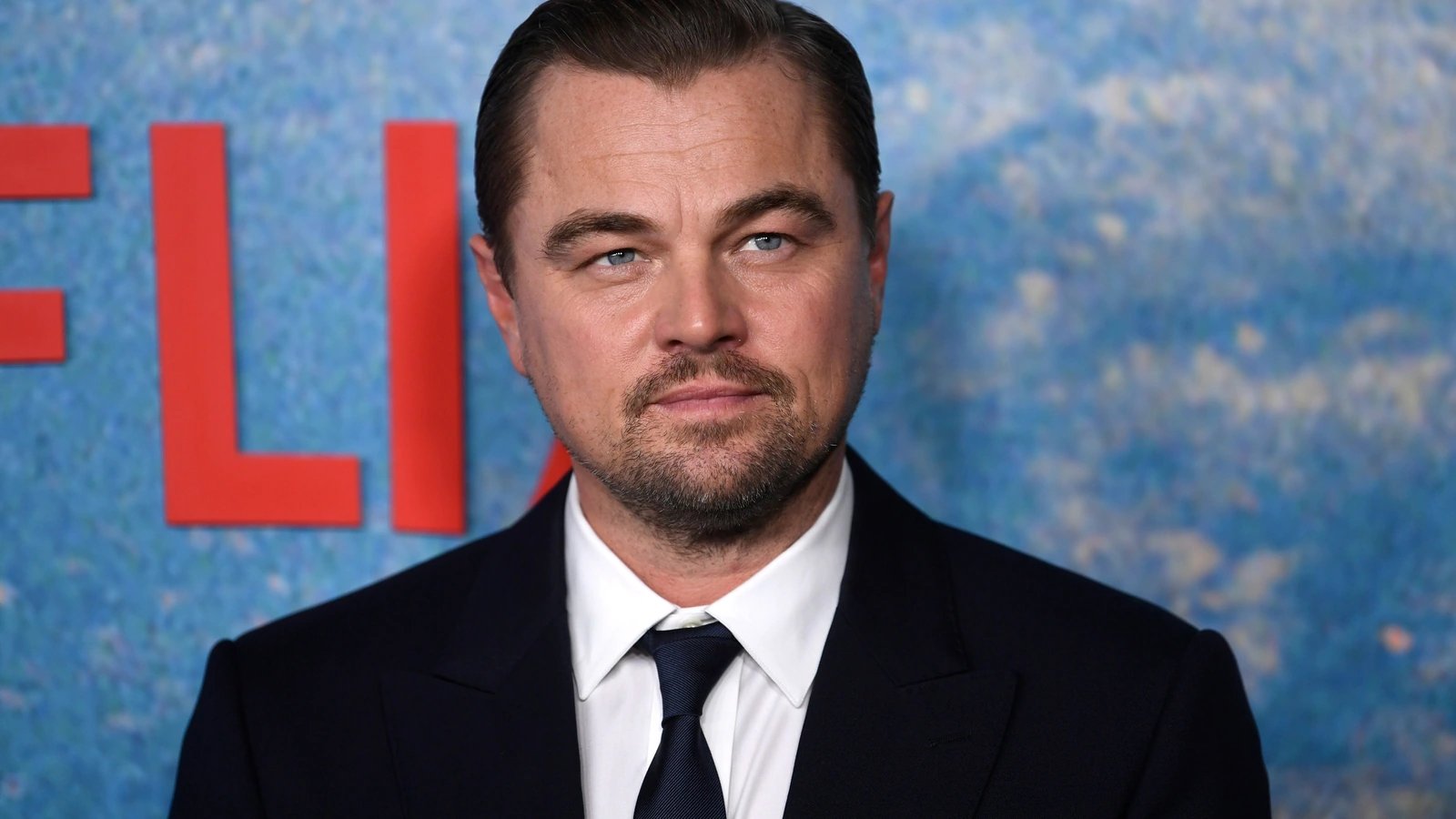 Leonardo DiCaprio donates to Ukraine, but earlier reports false