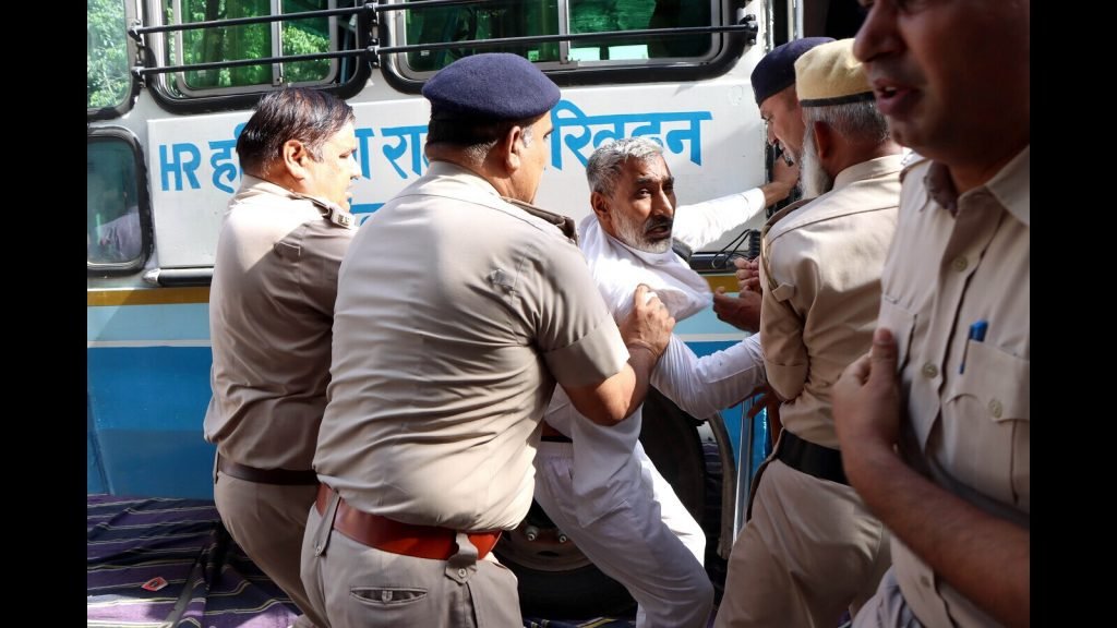 On Day 2, no major impact of Bharat bandh on public transport