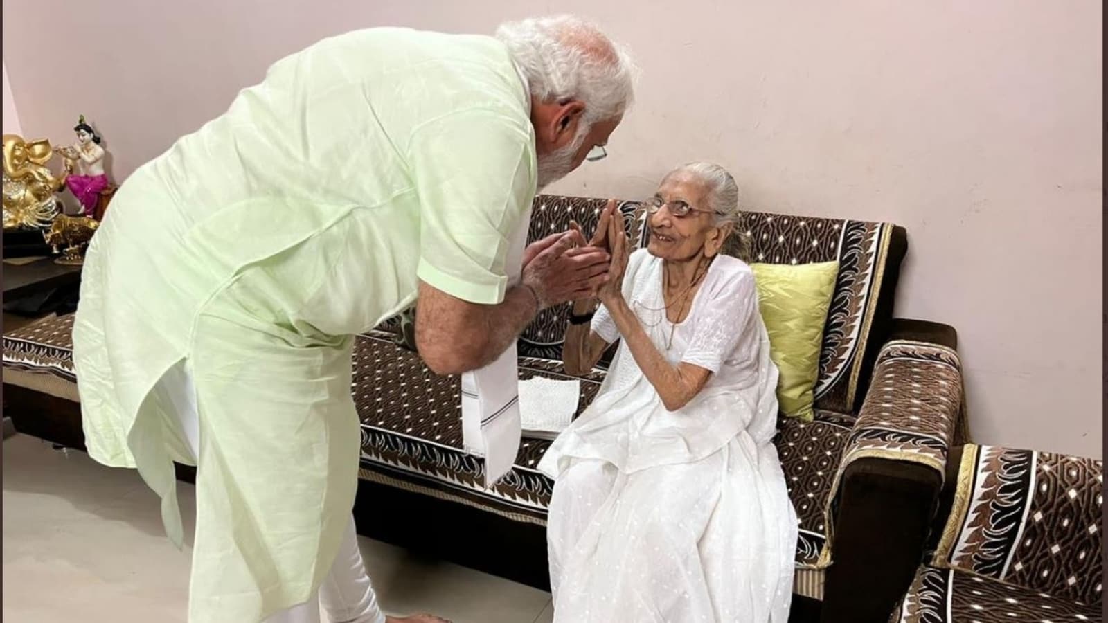 PM Modi meets his mother in Gujarat day after BJP’s big win in 4 states