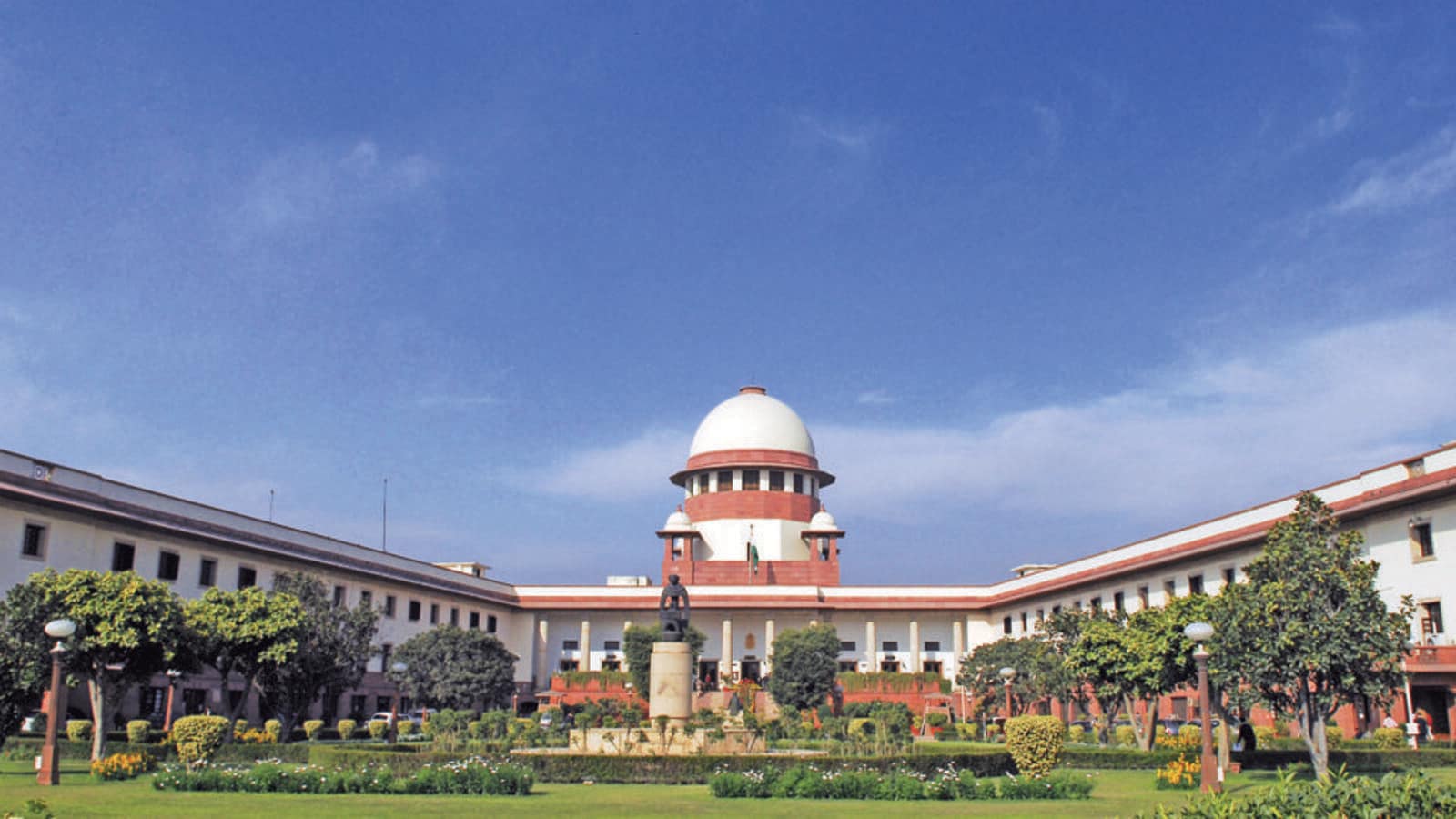 SC to hear petitions on criteria to identify 10% EWS quota candidates on April 28
