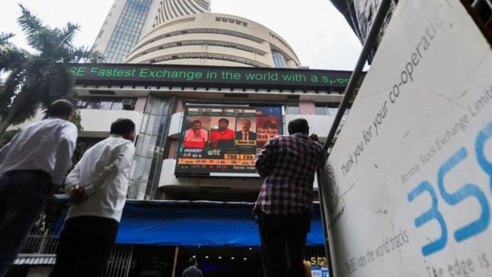 Sensex rallies 479 points; Nifty above 17,468 level