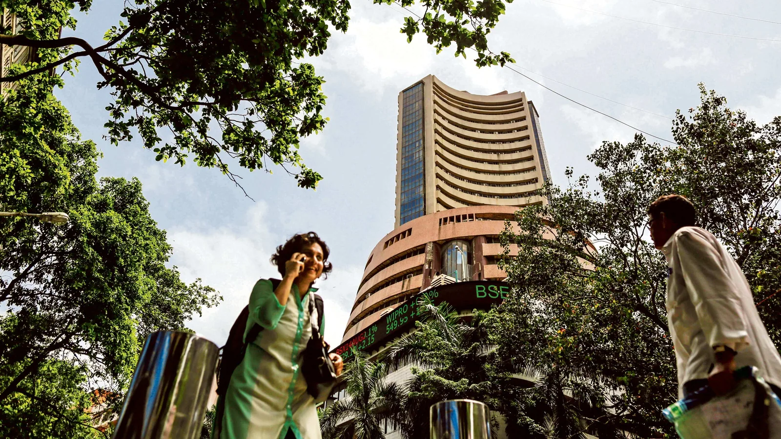 Sensex soars over 300 pts to close day at 57,944; Nifty ends session at 17,325