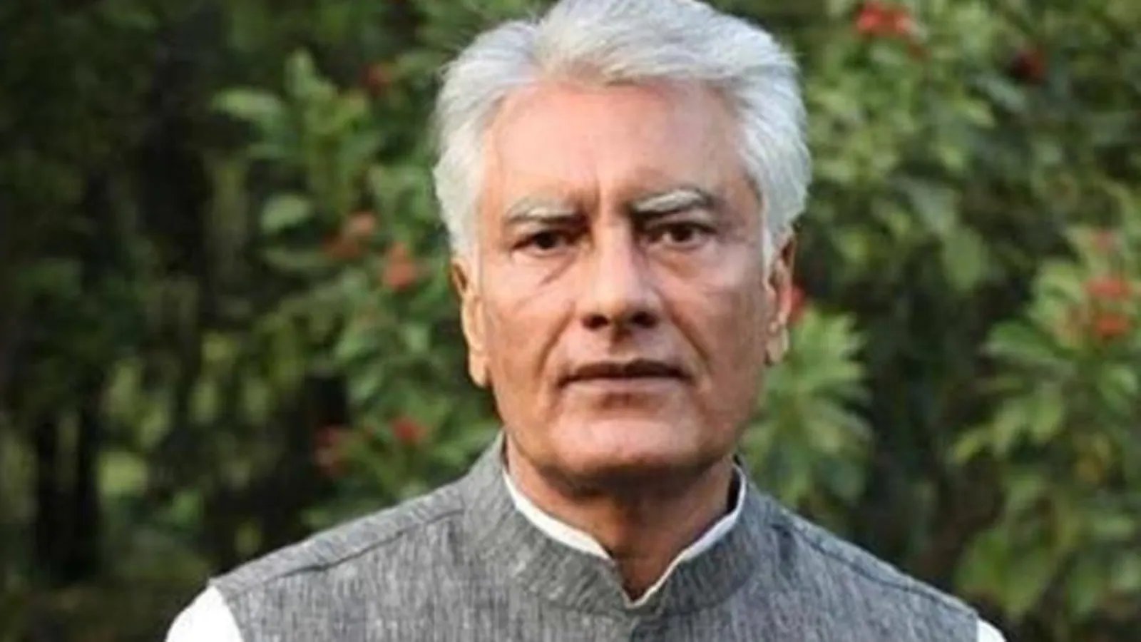 Sunil Jakhar clarifies his ‘Are you joking’ tweet, attacks Channi, Ambika Soni