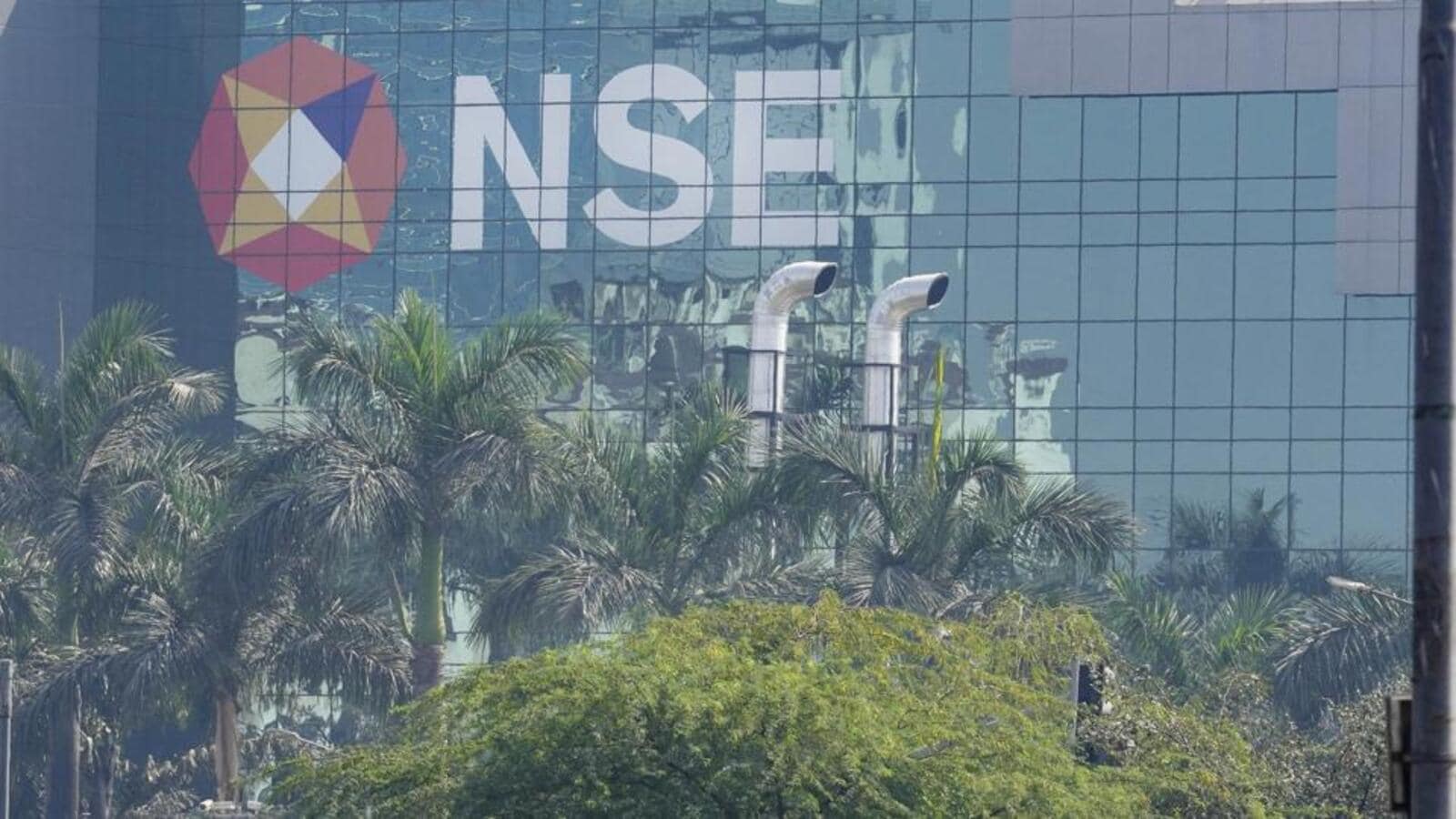 Trading of Tesla, Apple, six other US stocks starts on NSE IFSC at GIFT City