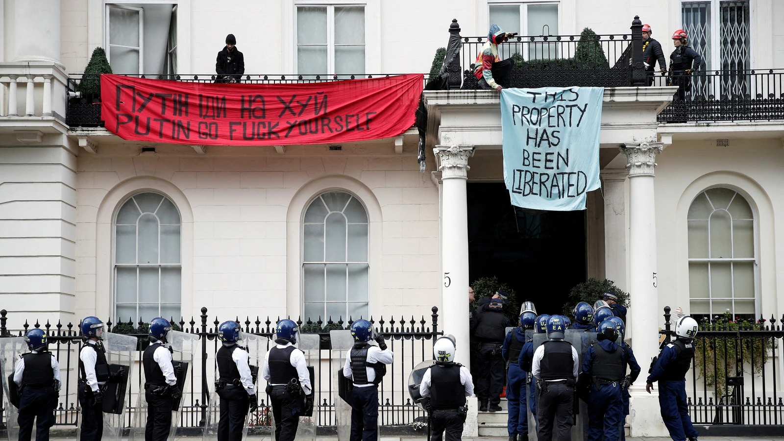 ‘You occupy Ukraine, we occupy you’: Squatters at Russian oligarch’s London home, cops move in