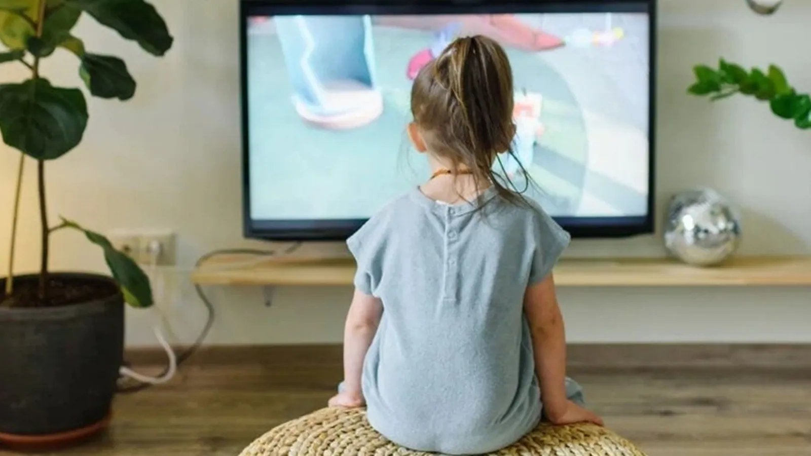 Increase in children’s screen time poses health risks: Study