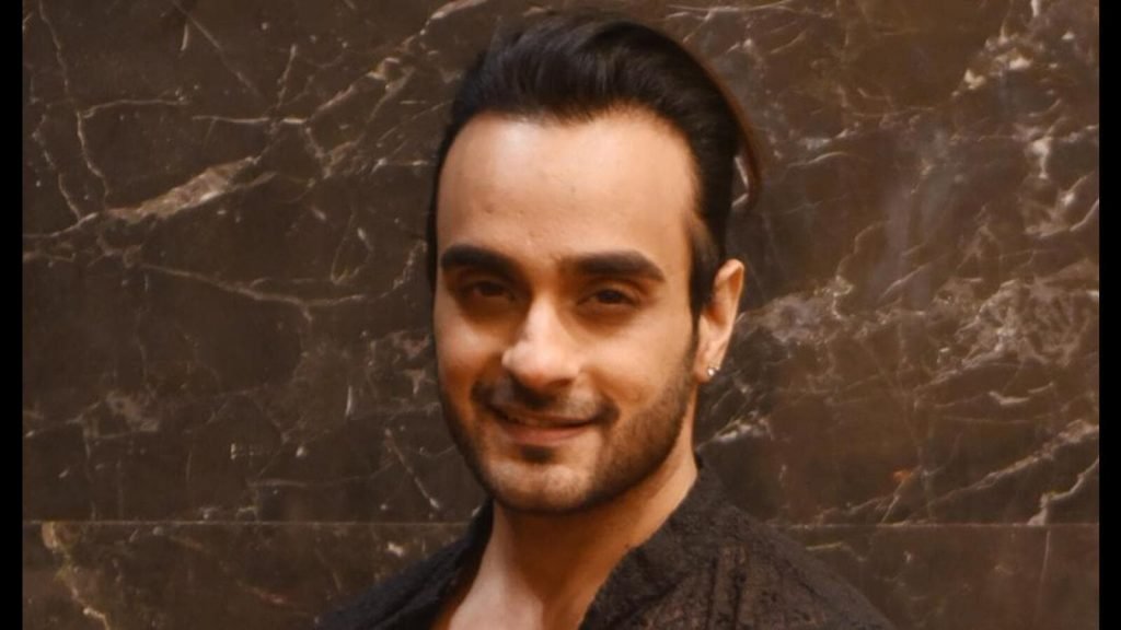 Angad Hasija: Second income is a must if you want to be choosy