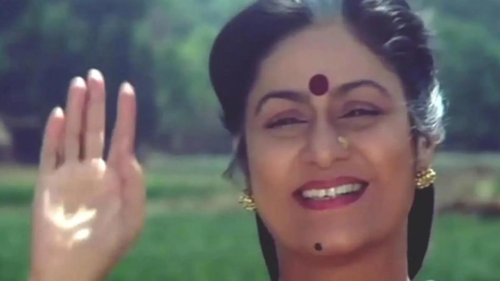 As Beta complete 30 years, Aruna Irani recalls, ‘I used to do only chhichhora roles before that’