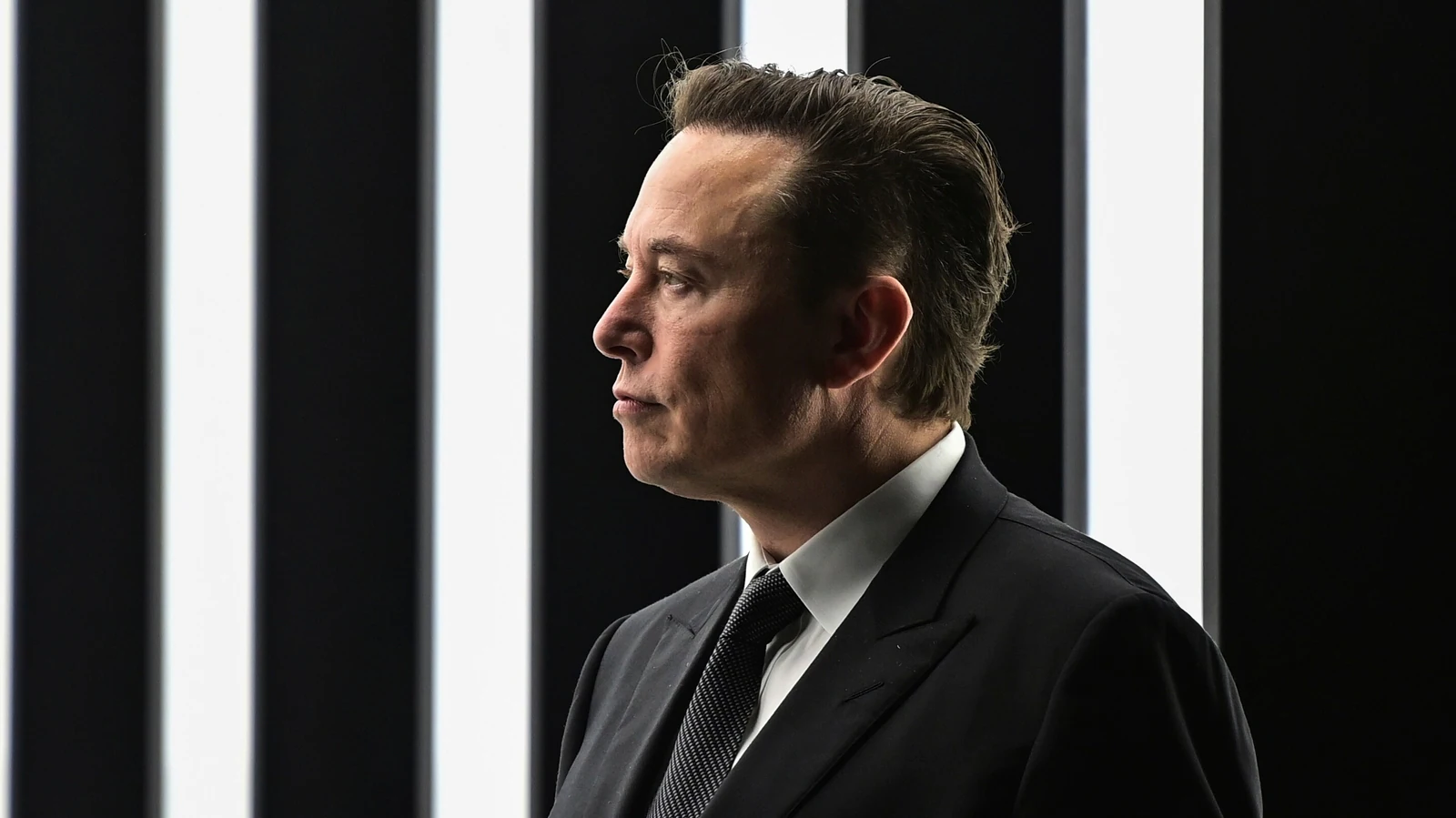 Elon Musk’s $21 billion mystery: Where will he get cash for Twitter?