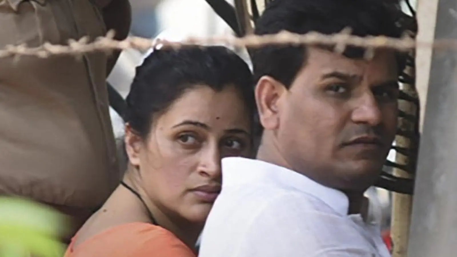 Hanuman Chalisa row: Bail pleas of Rana couple to be heard tomorrow