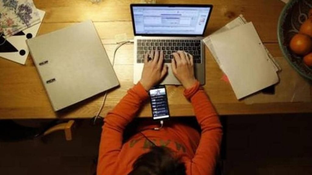 India’s 900 million workforce, especially women, stop looking for jobs: Report