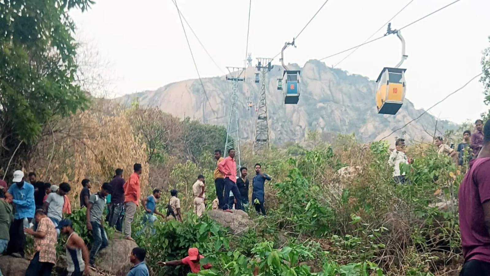Jharkhand ropeway mishap: One dead, operation on to rescue dozens
