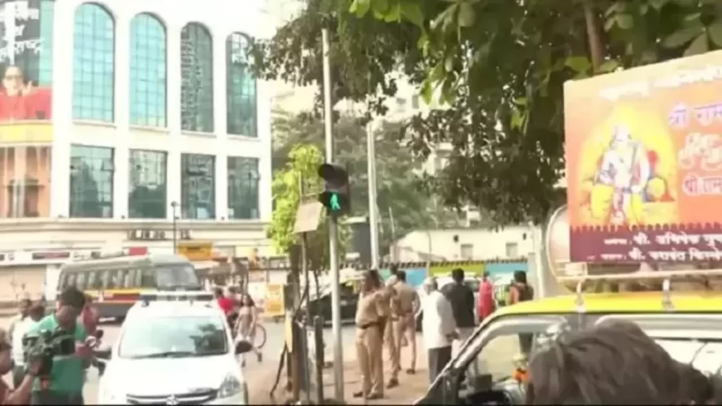 MNS workers detained for playing ‘Hanuman Chalisa’ outside Shiv Sena Bhawan