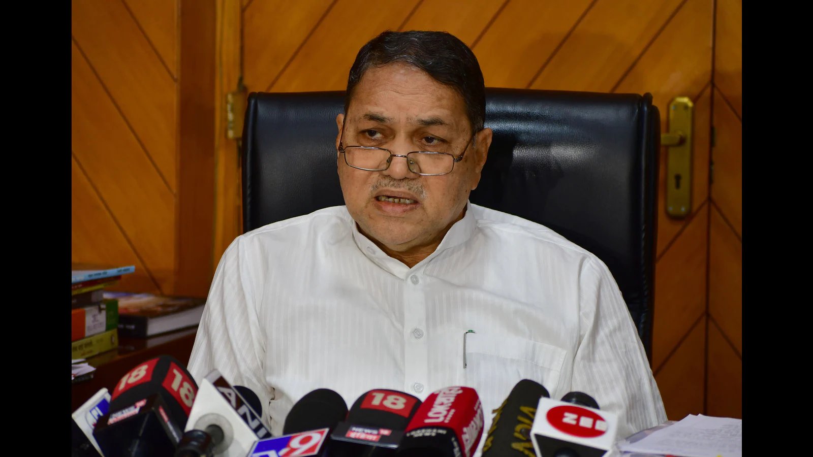 Maharashtra govt appoints SIT to probe allegations of extortion against ED officials