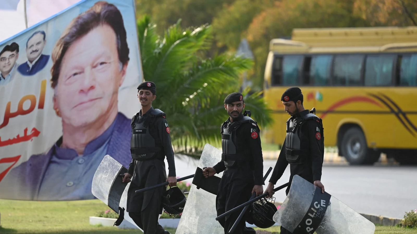 Morning brief: Pakistan political crisis in top court today, and all the latest news
