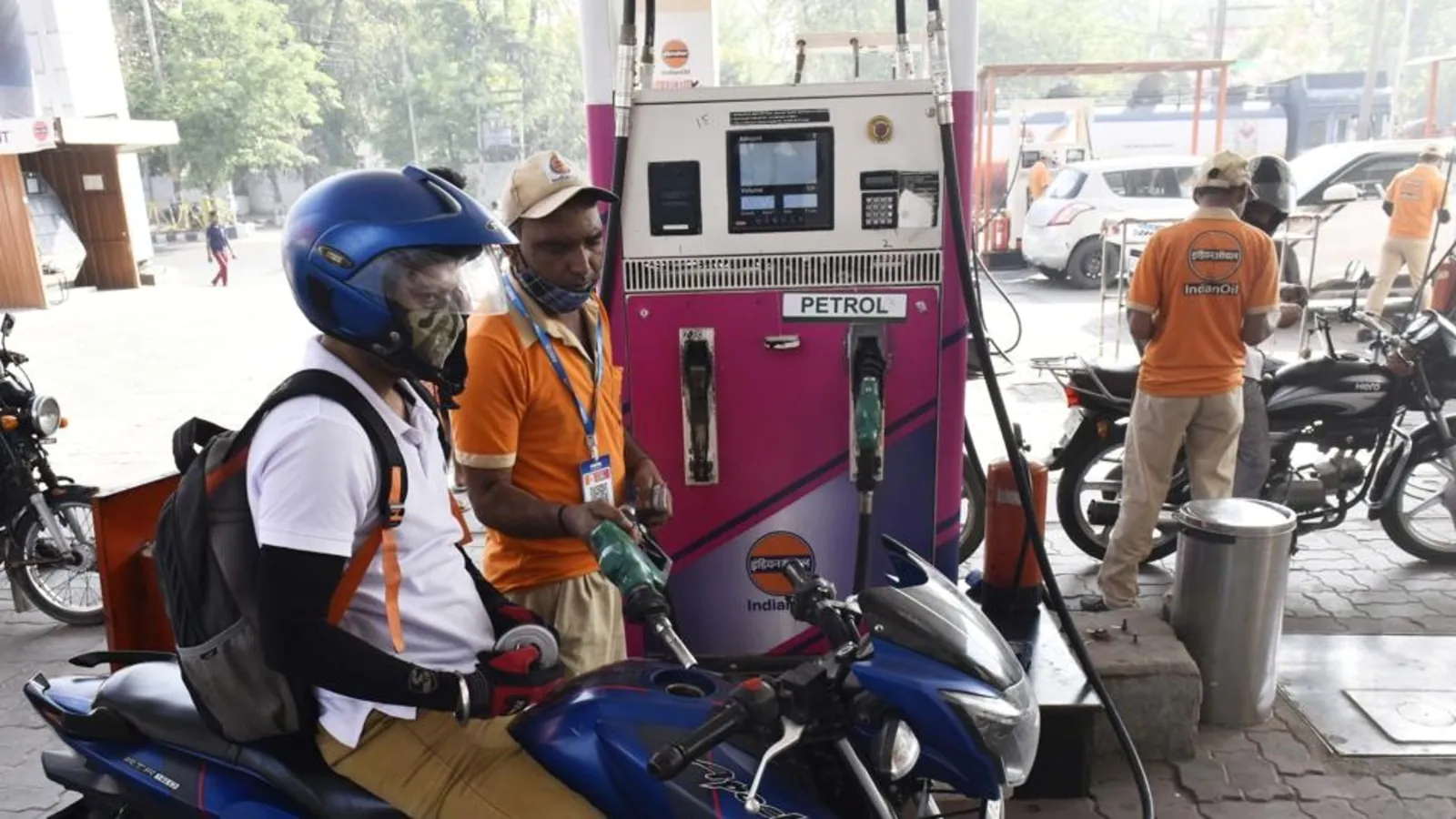 Petrol, diesel prices hiked by 40 paise, netting ₹8.40 per litre in two weeks