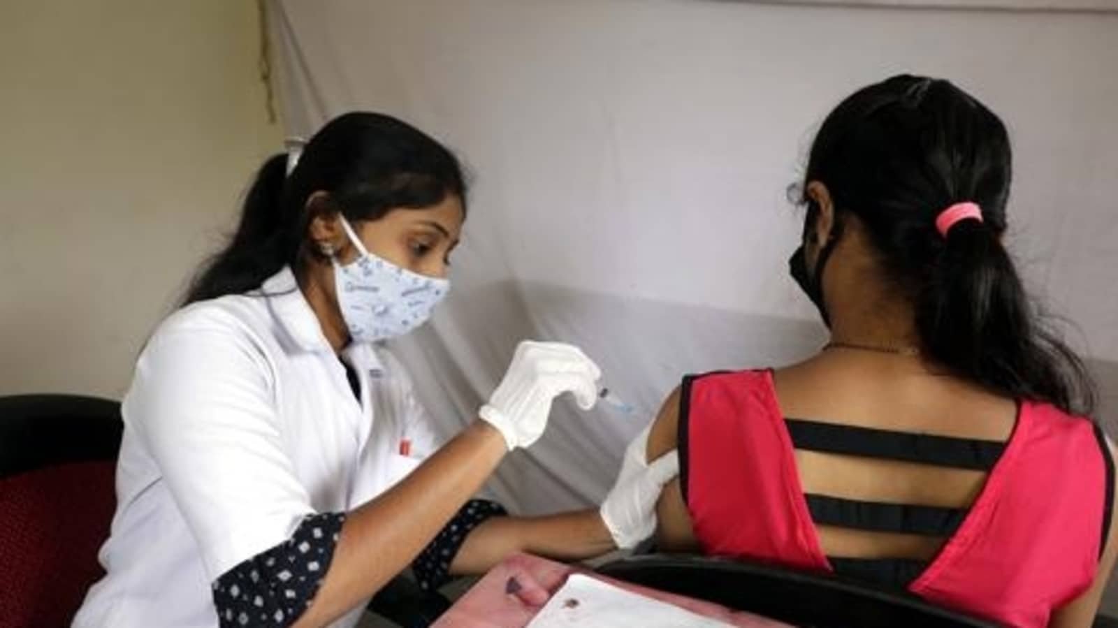 ‘Strenghten the fight’ against Covid: Health minister on booster shots for 18+