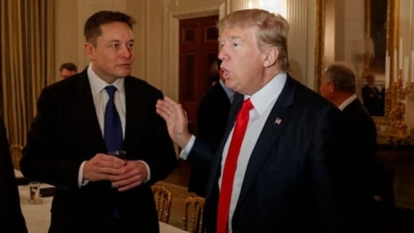 Trump’s app Truth Social beating Twitter on Apple App Store, tweets Elon Musk