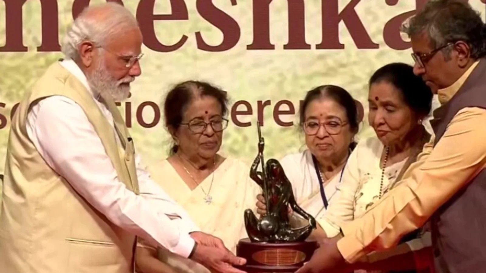 Why PM Modi honoured with first Lata Deenanath Mangeshkar Award