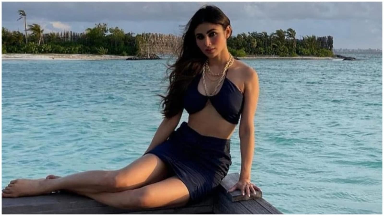 Mouni Roy’s throwback pics from Maldives are all about beach babe vibes and will leave you swooning: See here