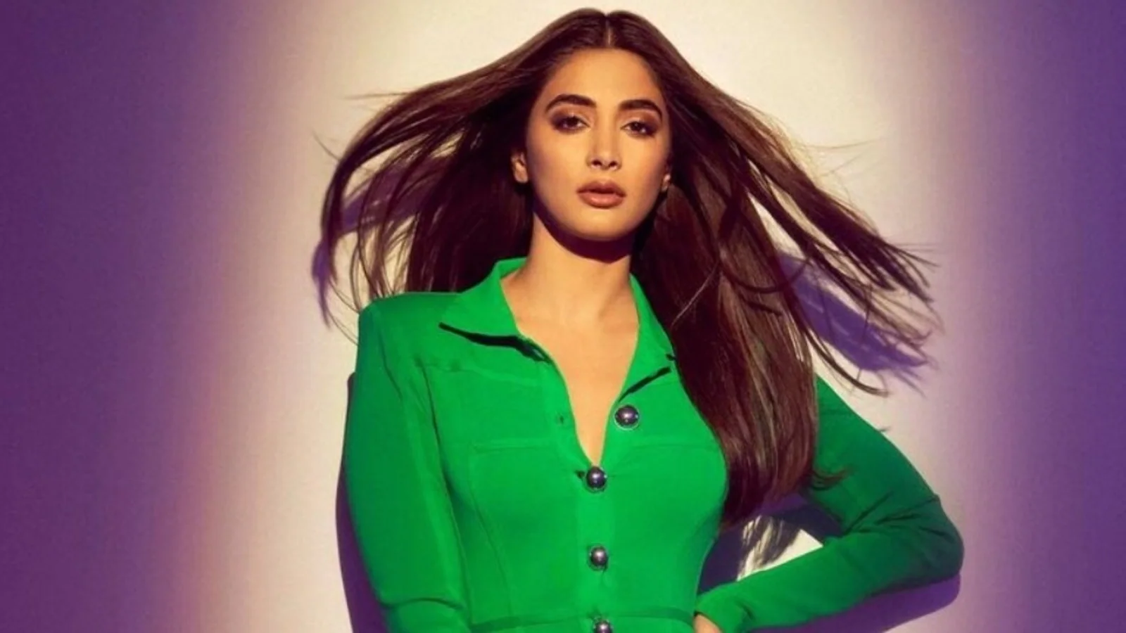 Pooja Hegde’s ‘Kacchi Kairi’ look in ₹27k figure-hugging dress will give you the summer feels: Check out pics