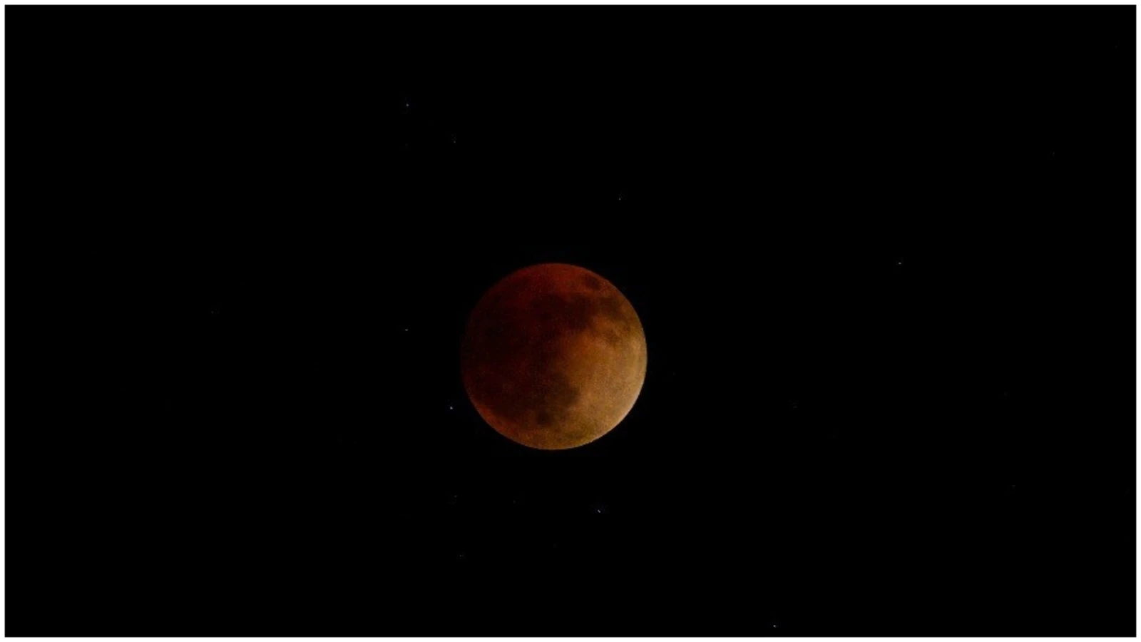 Total Lunar Eclipse 2022: The world watched the blood moon