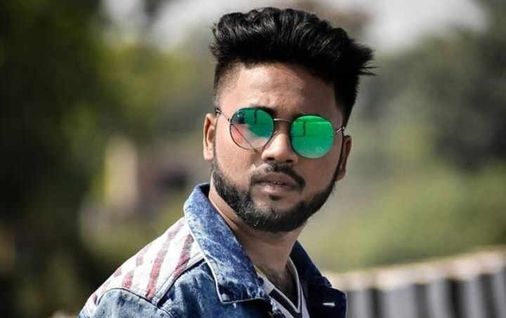 Aniketh Sethy The Youngest Indian Vlogger.