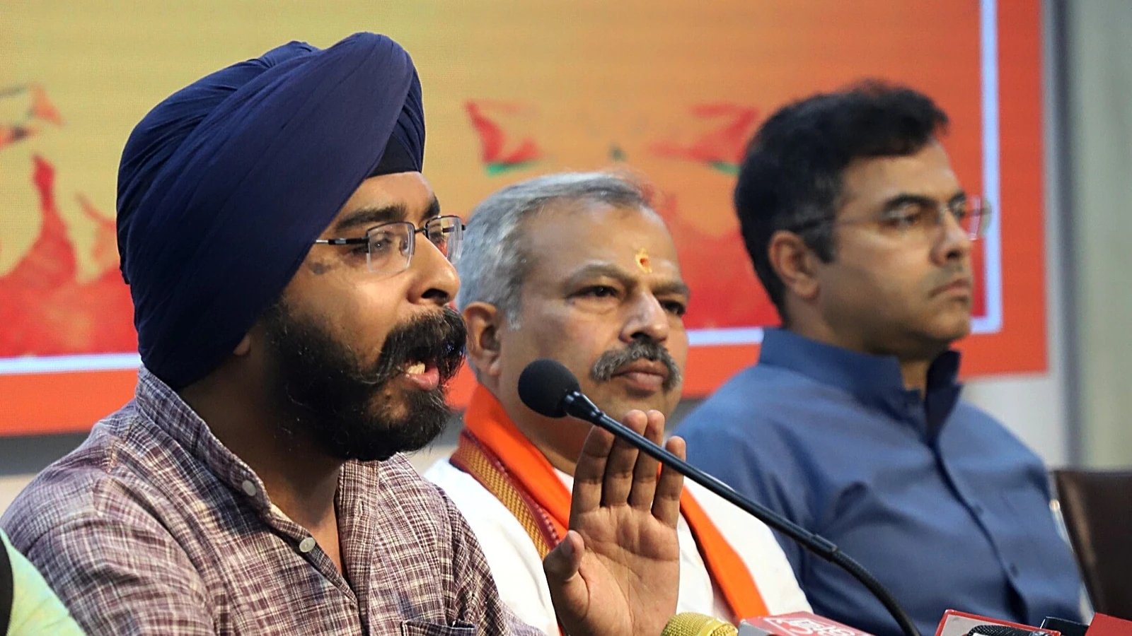‘Arrested like a terrorist…’ : BJP’s Tajinder Bagga slams Arvind Kejriwal