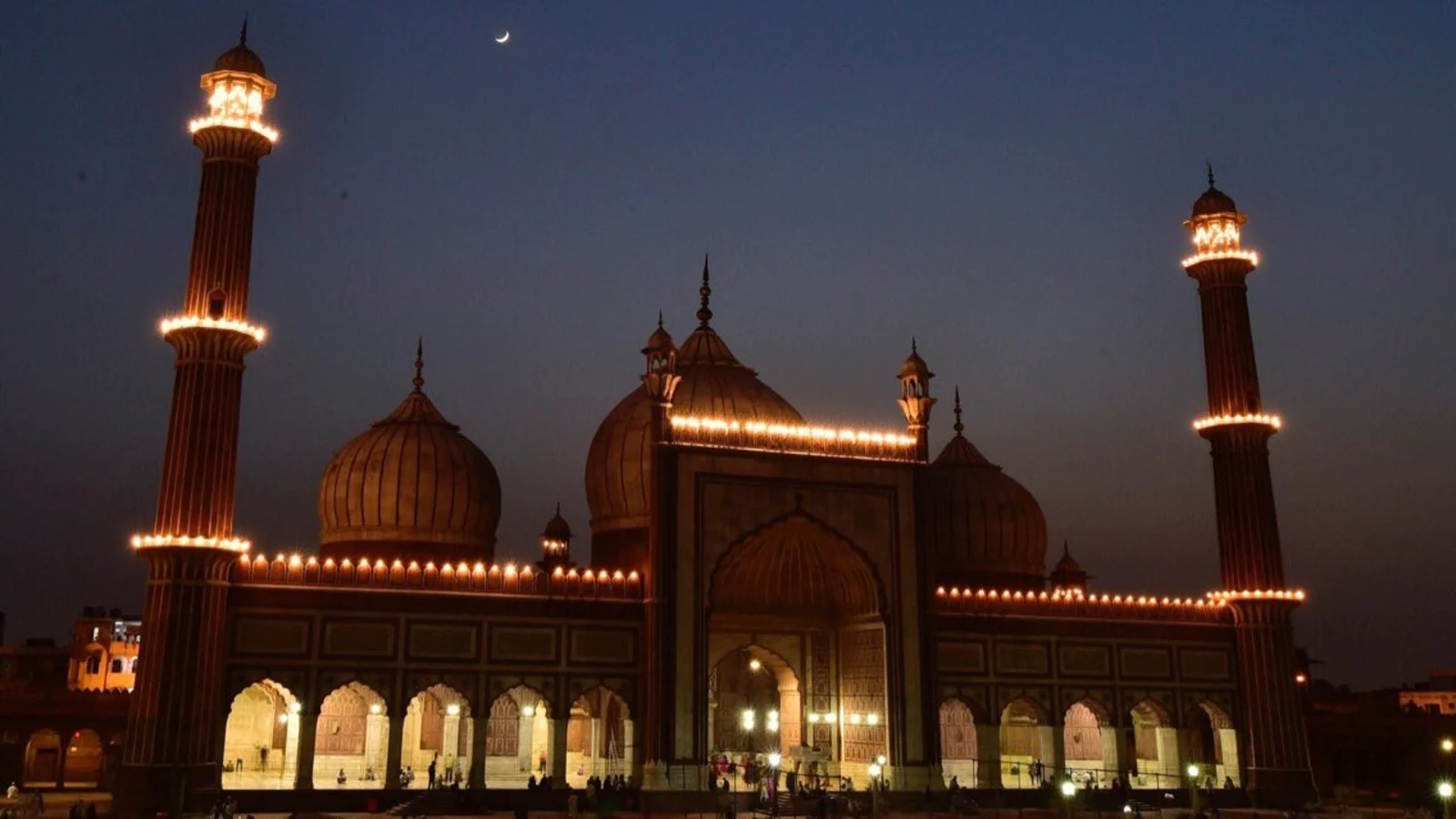 Eid-ul-Fitr 2022 moon sighting LIVE: Muslims in India, Pakistan, Bangladesh, rest of South Asia to see Shawwal crescent