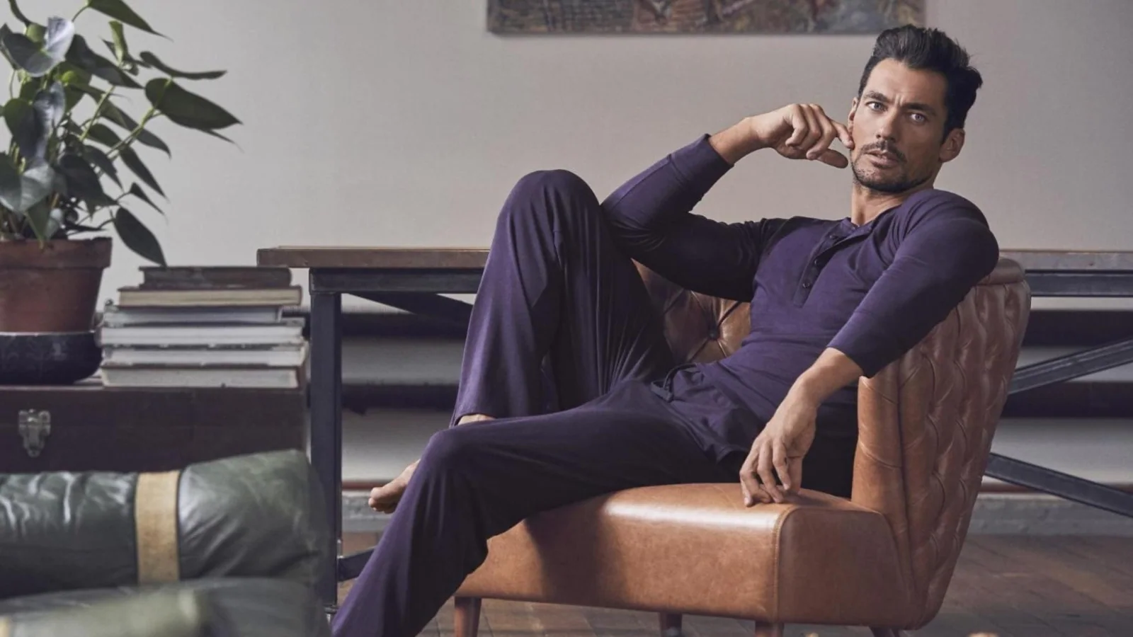Loungewear fashion tips for men: Here’s how to give sleepwear pyjamas a casual sexy spin when stepping out