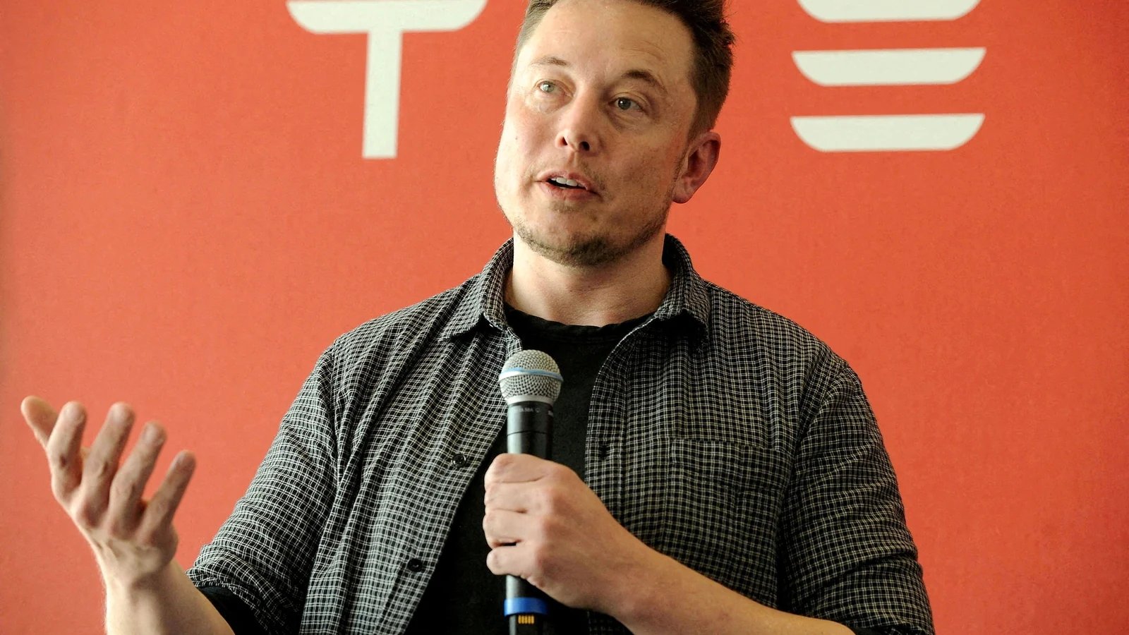 Elon Musk’s advice on stocks after Twitter deal: ‘Don’t panic when market does’