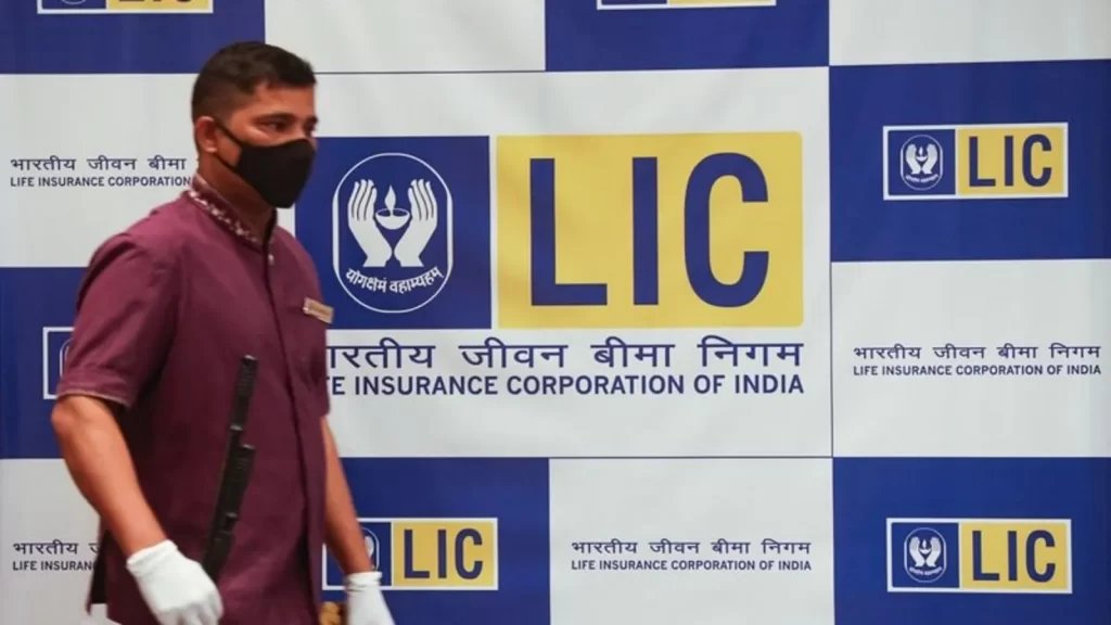 India raises ₹205.6 billion in LIC IPO priced at top of range, ₹949 a share