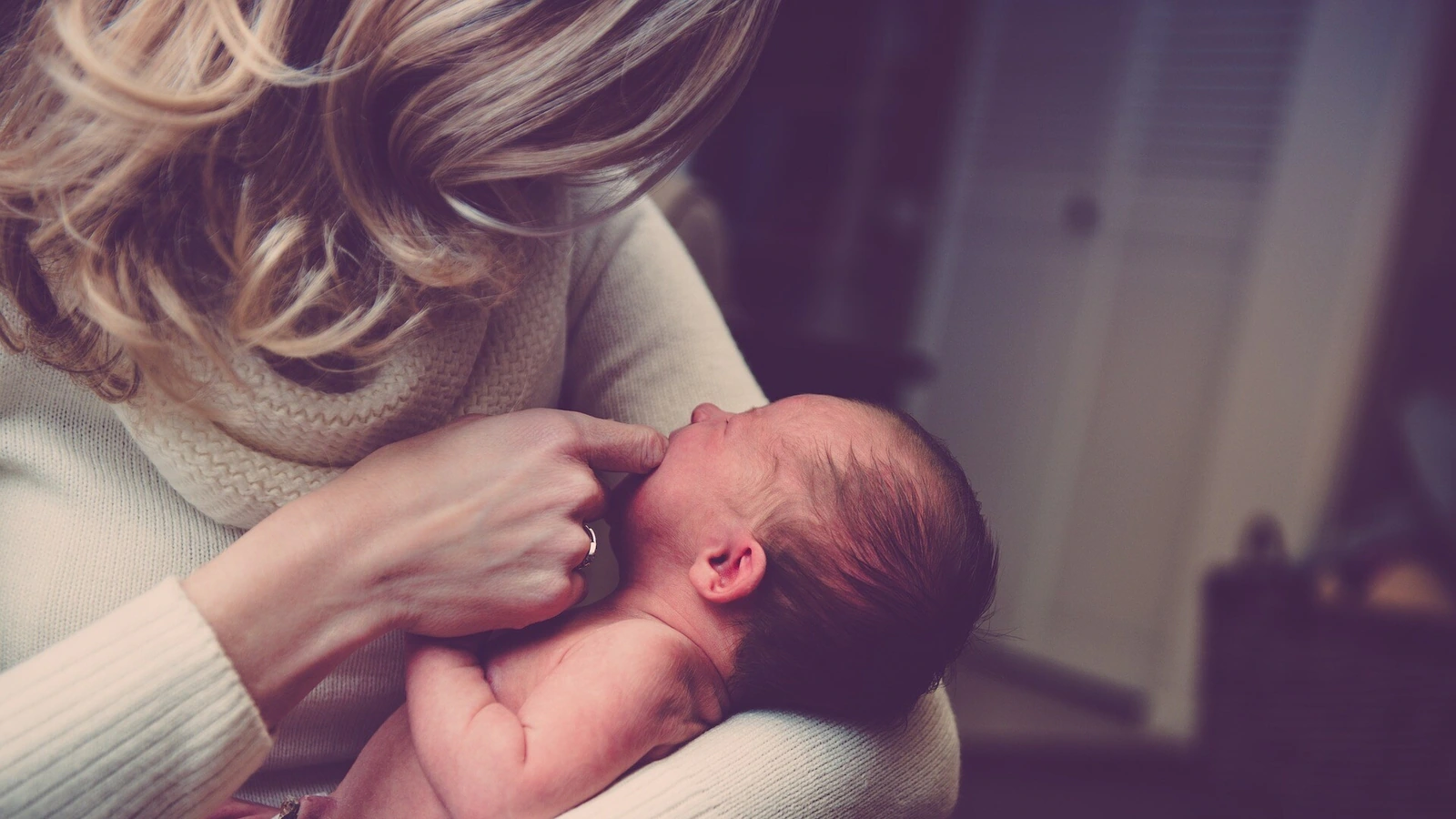 Postpartum health tips: Essential nutrition every breastfeeding mother needs