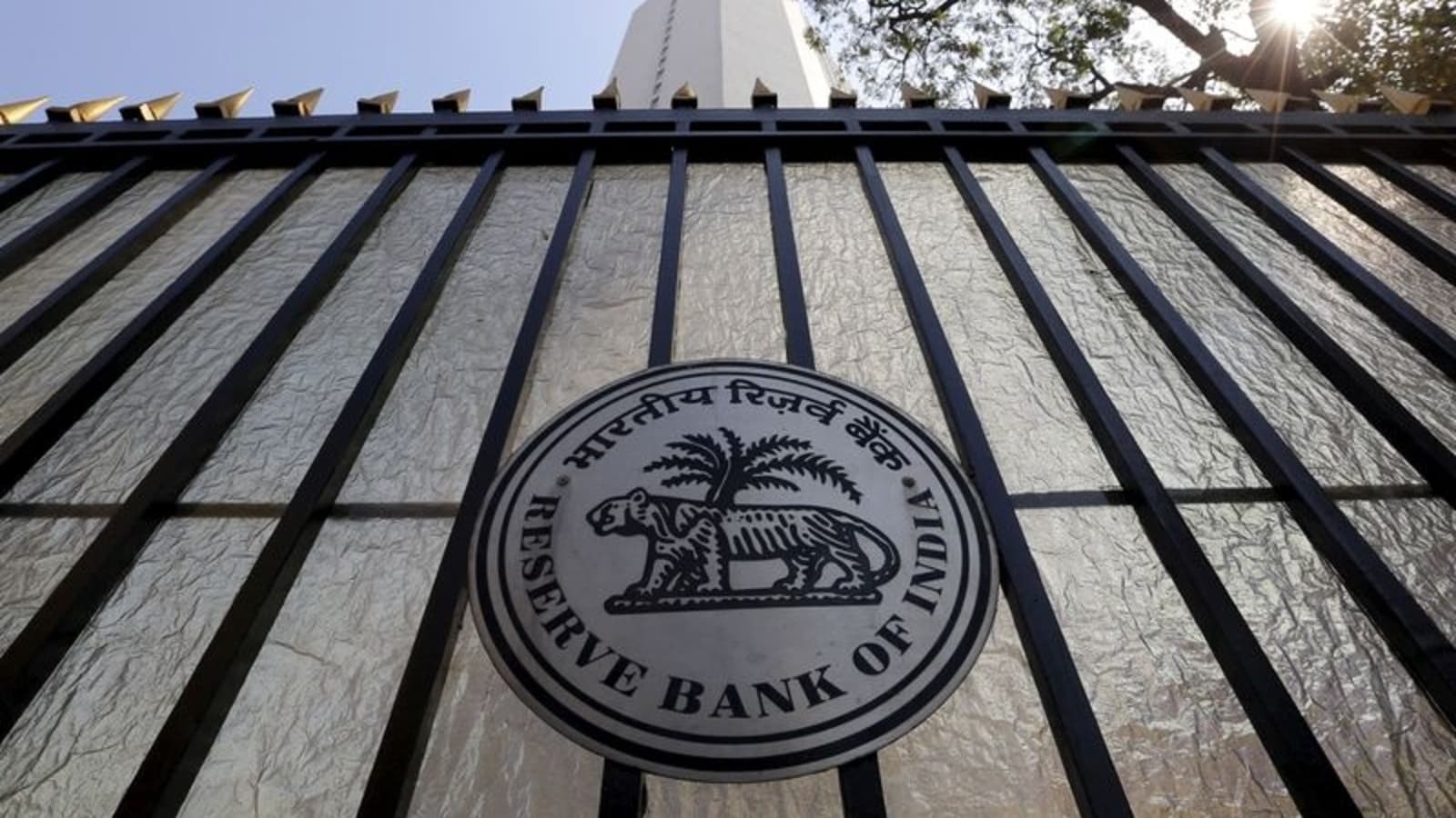 Another RBI rate hike on cards, warn experts, as inflation sees no ease: Report