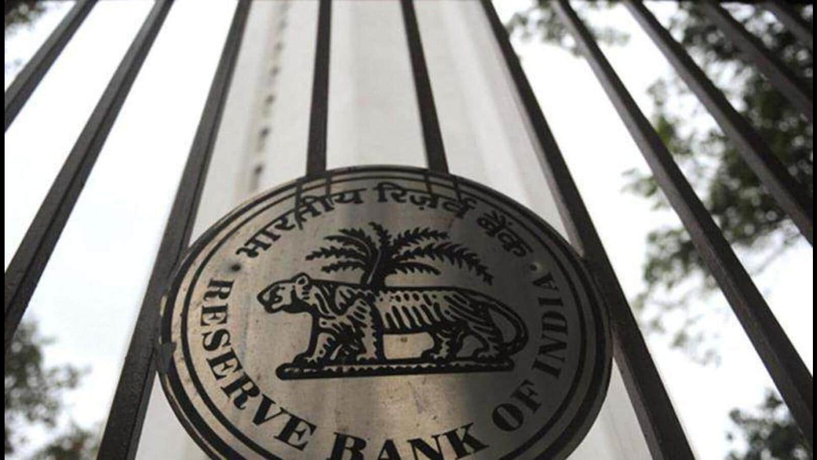 Banks cautious as RBI likely to up rates today