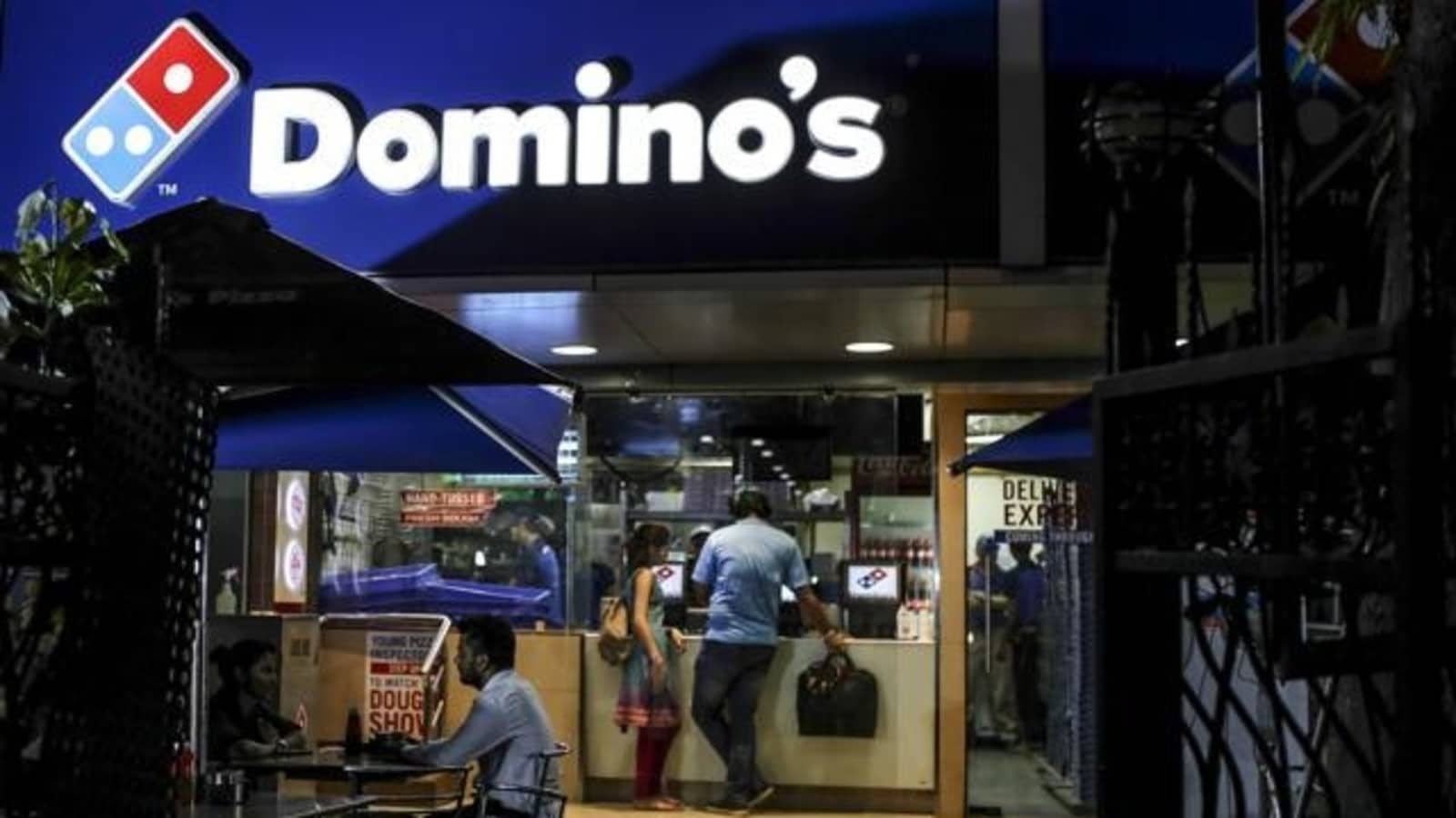 Domino’s India may shift business away from delivery firms Zomato and Swiggy: Report