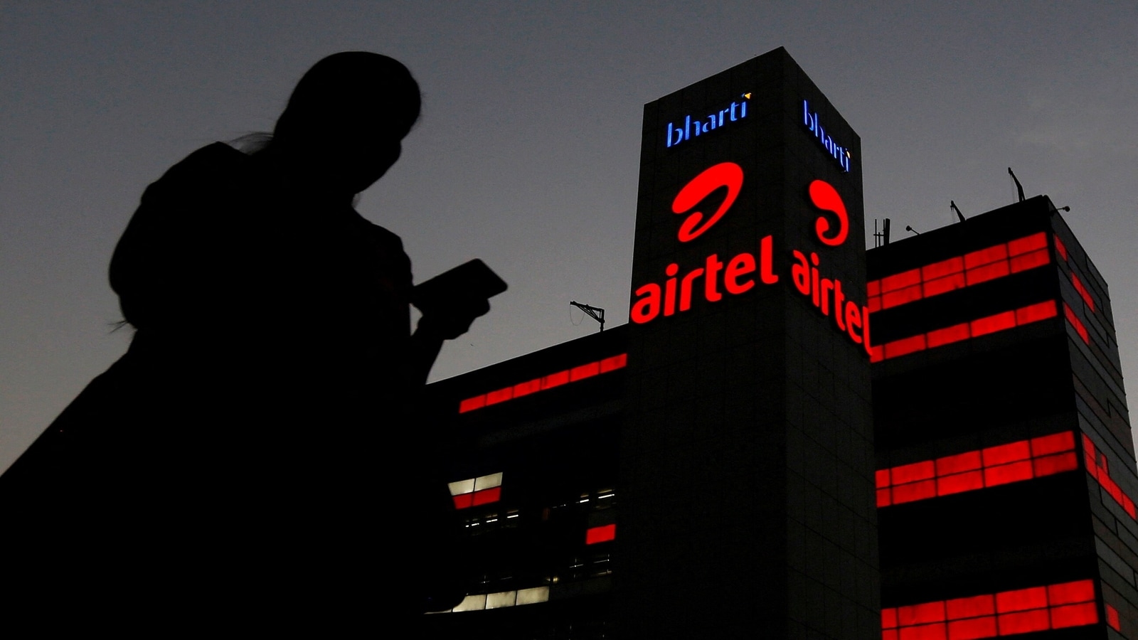 Bharti Airtel Q1 profit rises five-fold to ₹1,607 crore