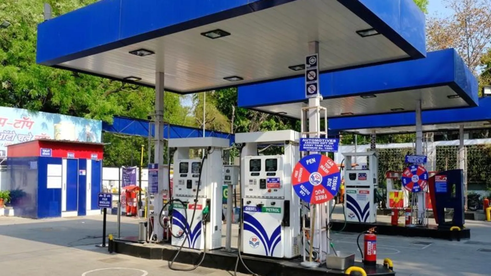 Hindustan Petroleum Corporation reports record loss of ₹10,196 crore on petrol diesel price freeze
