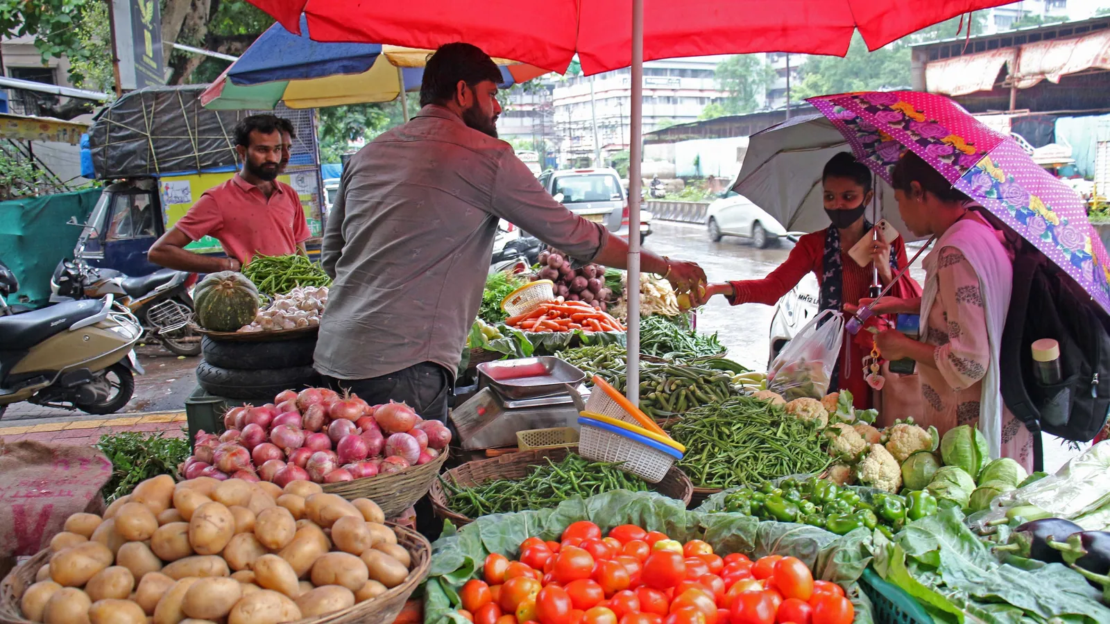 Retail inflation falls to 6.71% for July: Govt data