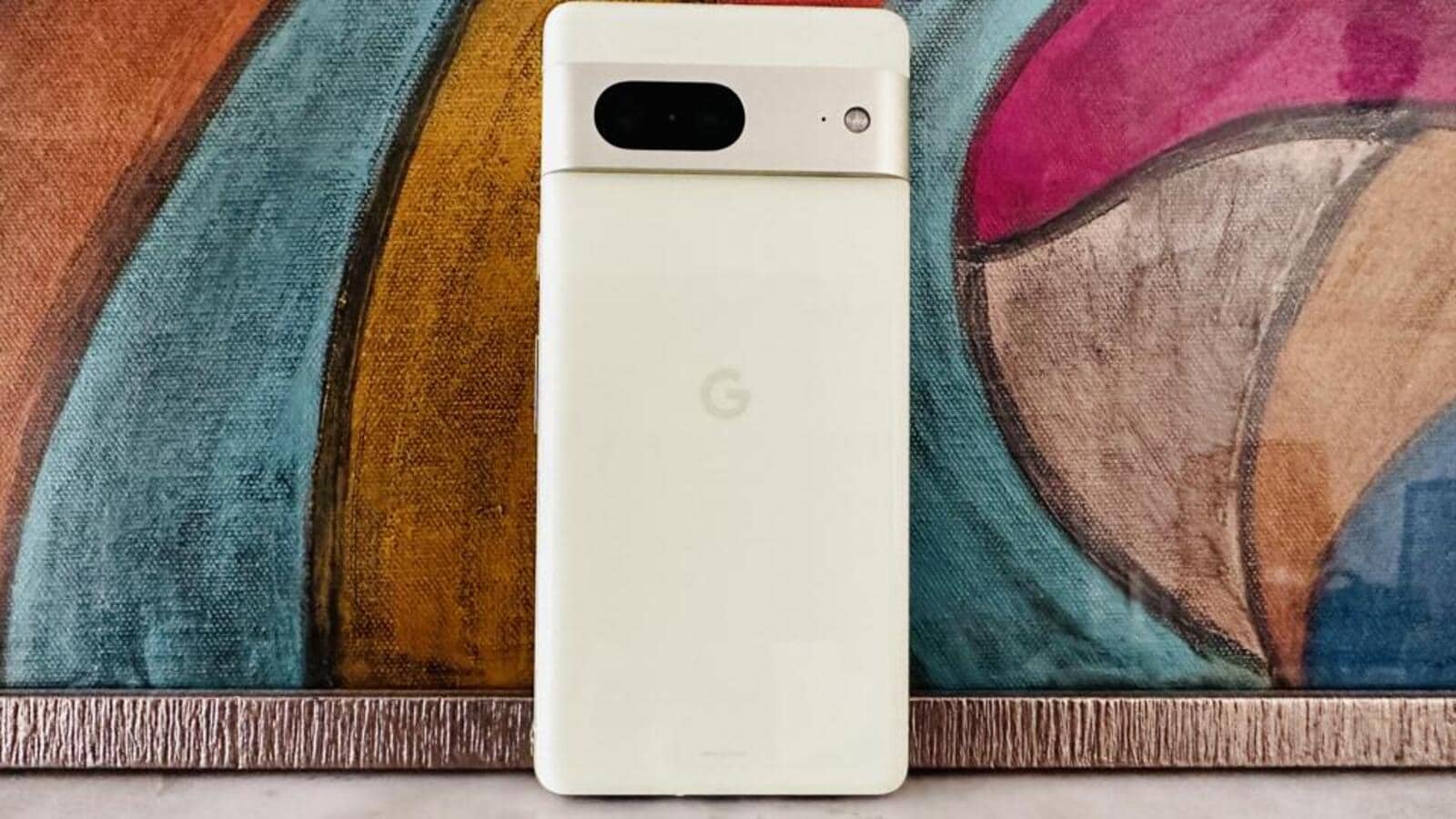 Cameras and Photos smarts give the Google Pixel 7 an almost unfair advantage
